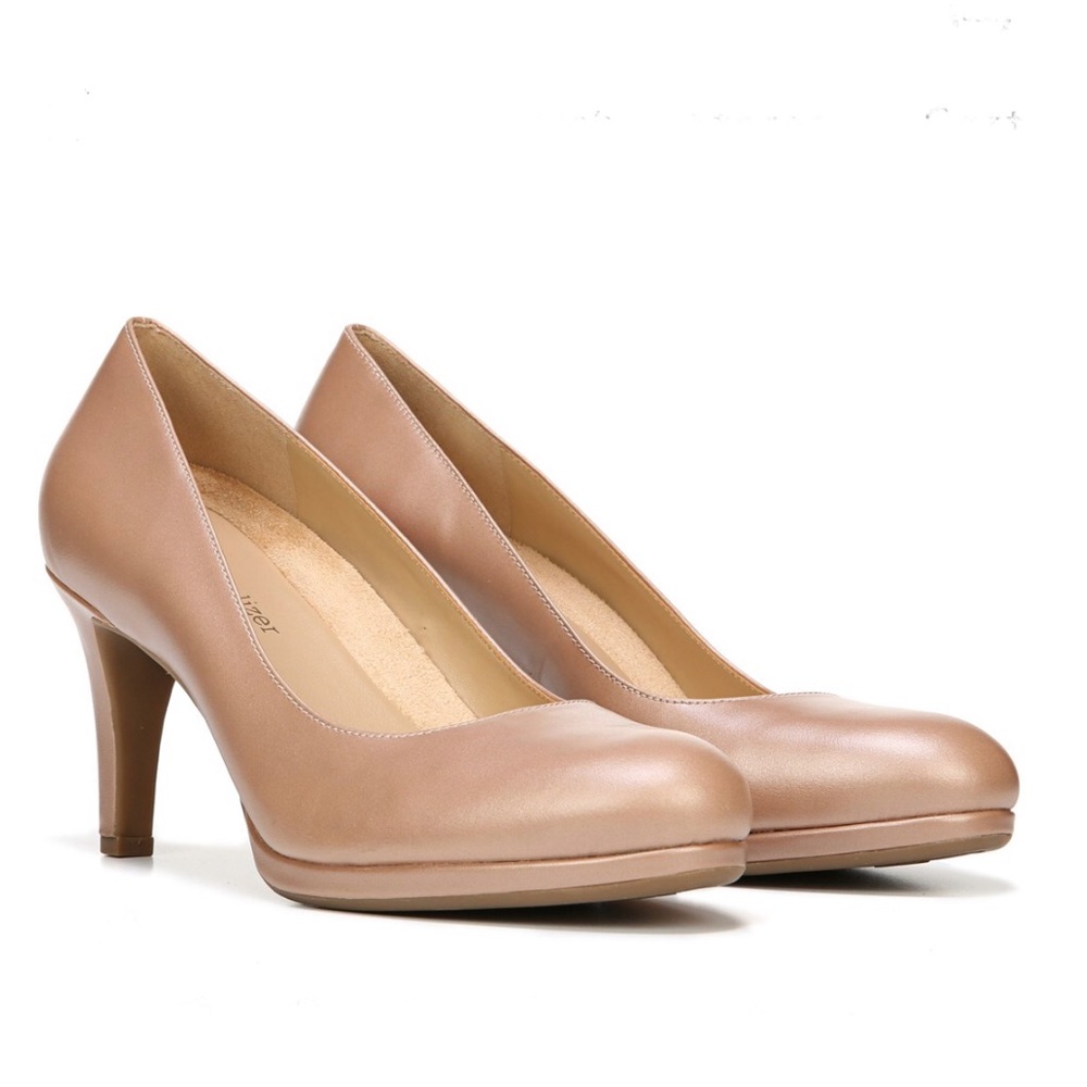 New Naturalizer Michelle Heels Pumps